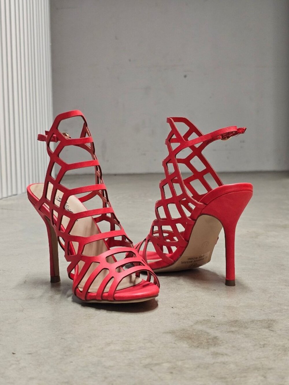 Red Strappy High Heeled Sandals With Cutout Design & Adjustable Buckle Chic Even